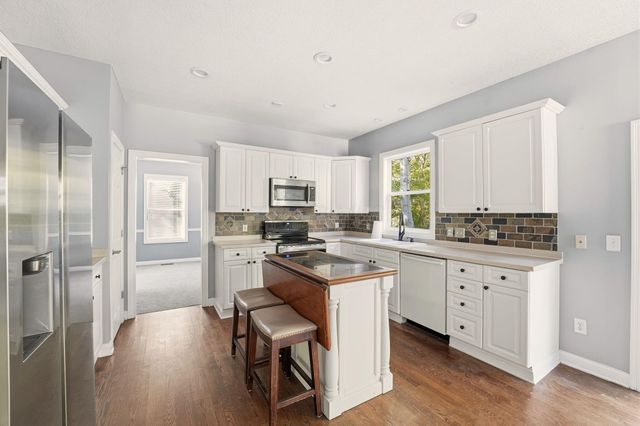 2715 Tucker Trail, Lewis Center, OH 43035