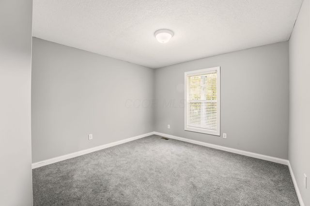 2715 Tucker Trail, Lewis Center, OH 43035