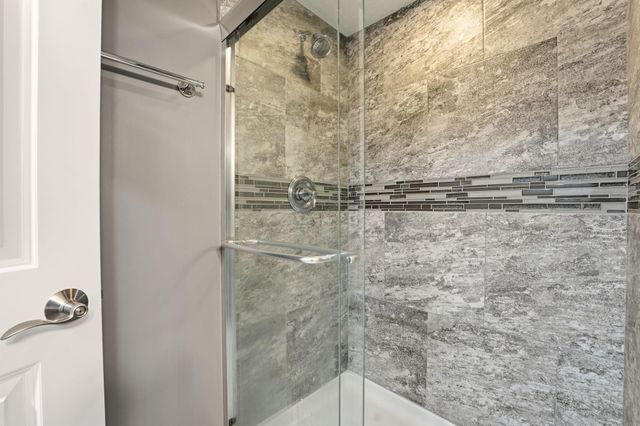 2715 Tucker Trail, Lewis Center, OH 43035