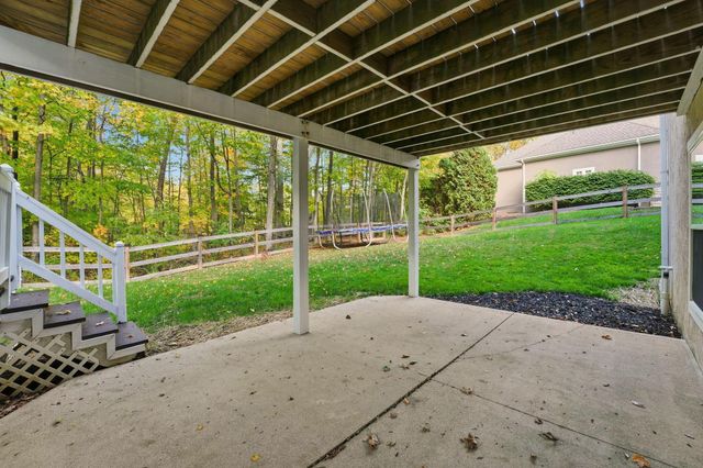 2715 Tucker Trail, Lewis Center, OH 43035