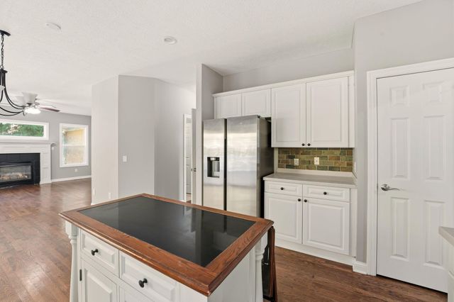 2715 Tucker Trail, Lewis Center, OH 43035