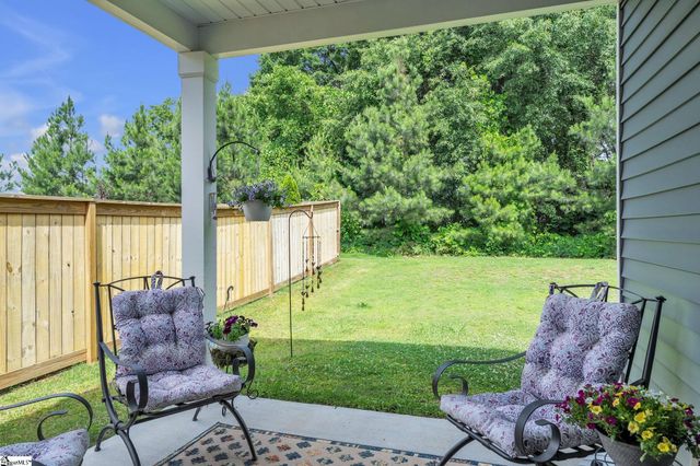 208 Obsidian Court, Simpsonville, SC 29680