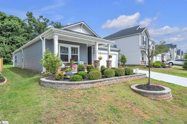 208 Obsidian Court, Simpsonville, SC 29680