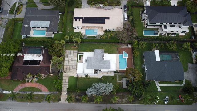 10475 SW 72nd Ave, Pinecrest, FL 33156
