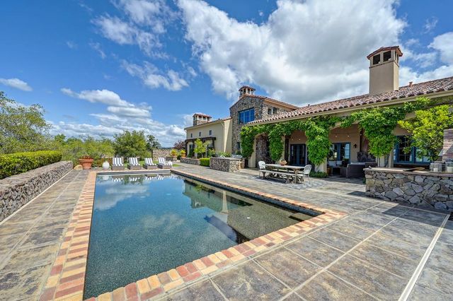 4610 Gresham Dr, El Dorado Hills, CA 95762