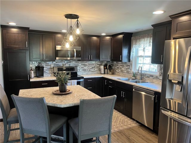 5319 Park Ave., Bethel Park, PA 15102