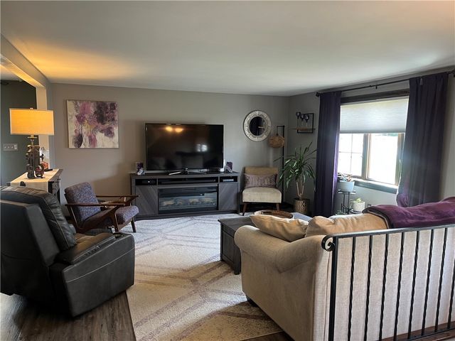 5319 Park Ave., Bethel Park, PA 15102