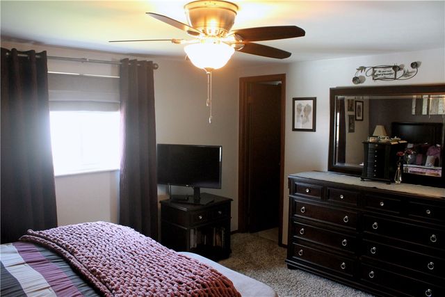 5319 Park Ave., Bethel Park, PA 15102