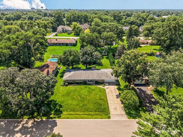 1700 Westview Avenue, Lombard, IL 60148
