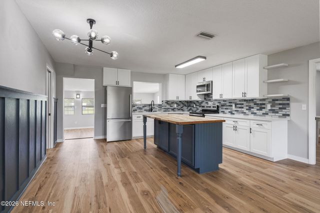 8560 FELDMAN Road, Jacksonville, FL 32244
