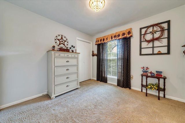 5412 Sundance RD, Salem, VA 24153