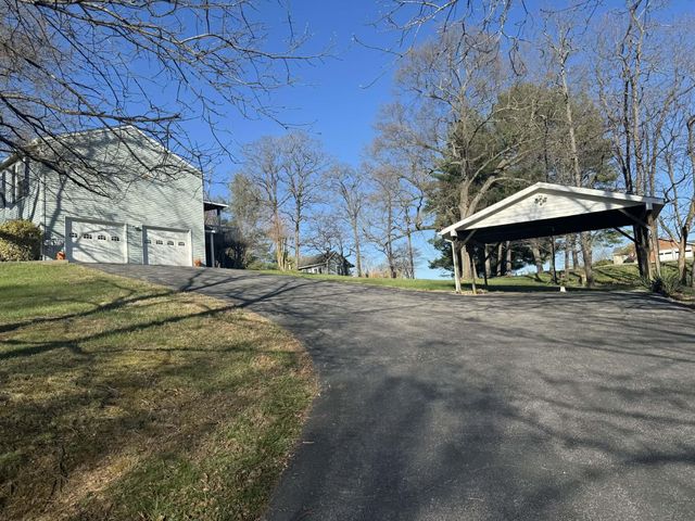 5412 Sundance RD, Salem, VA 24153