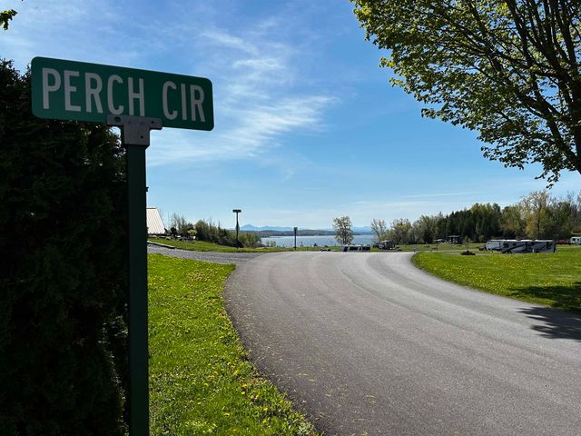 2 Perch Circle, South Hero, VT 05486