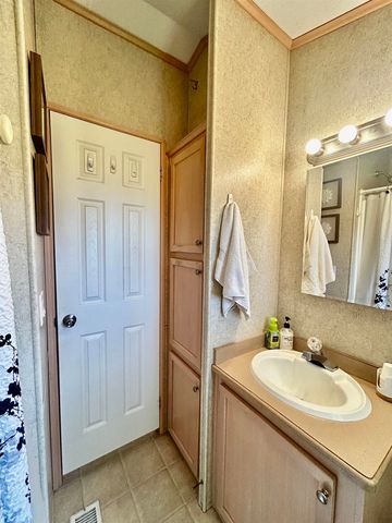 2 Perch Circle, South Hero, VT 05486