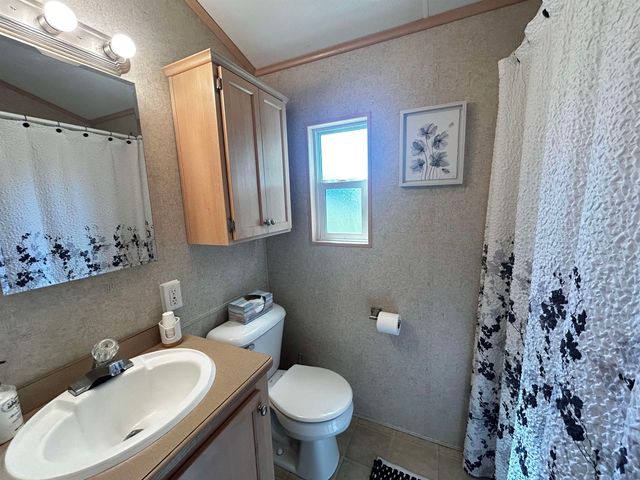 2 Perch Circle, South Hero, VT 05486