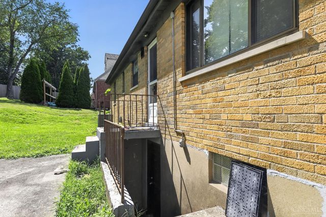 5227 Highview Drive, Cincinnati, OH 45238