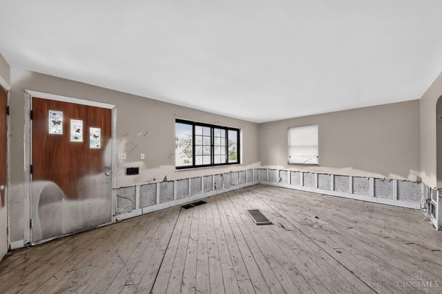 5227 Highview Drive, Cincinnati, OH 45238