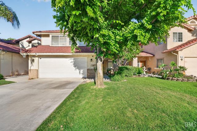 2912 Pecangrove Drive, Bakersfield, CA 93311