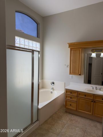1653 S NAVAJO Way, Chandler, AZ 85286