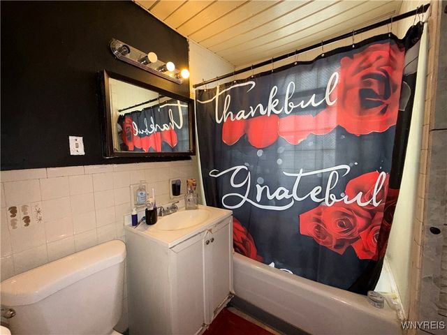 60 Humason Avenue, Buffalo, NY 14211