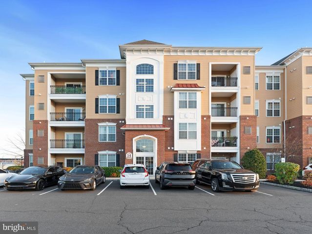 1442 SIERRA DR, Hamilton, NJ 08619