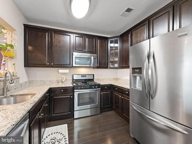 1442 SIERRA DR, Hamilton, NJ 08619