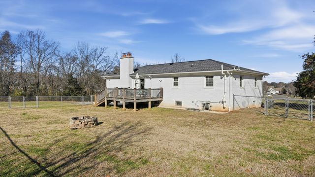 650 County Farm Rd, Murfreesboro, TN 37127