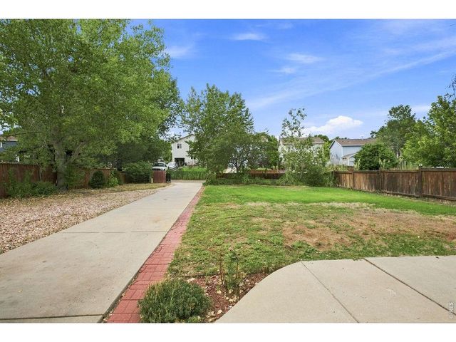 6751 Brittany Dr, Fort Collins, CO 80525