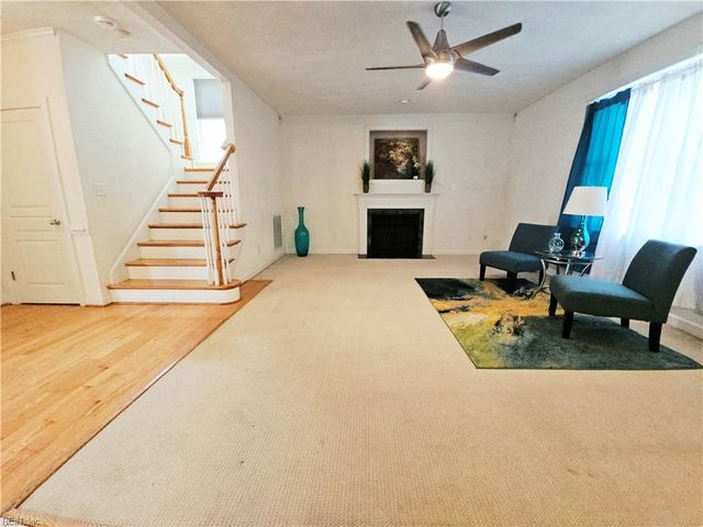 806 Falls Creek DR, Chesapeake, VA 23322