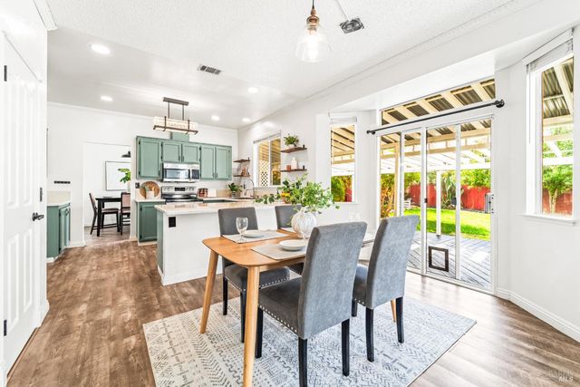 428 Donaldson Ct, Suisun City, CA 94585