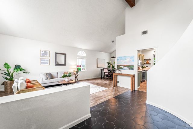 428 Donaldson Ct, Suisun City, CA 94585