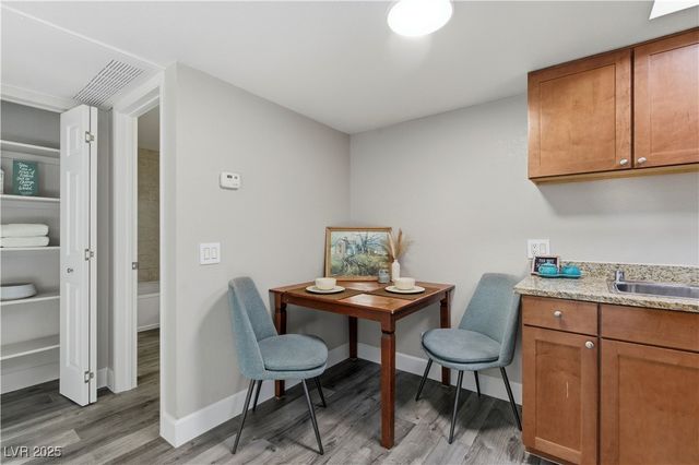 4200 South Valley View Boulevard 3049, Las Vegas, NV 89103