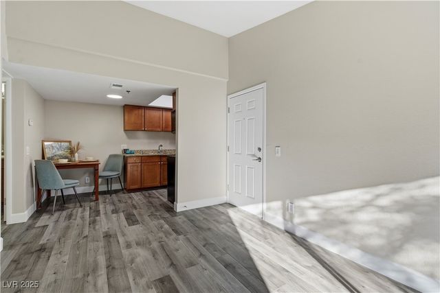 4200 South Valley View Boulevard 3049, Las Vegas, NV 89103