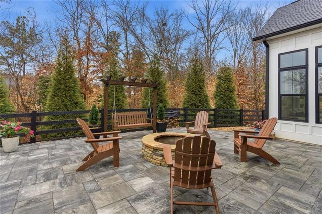 189 Waterview Circle, Newnan, GA 30263