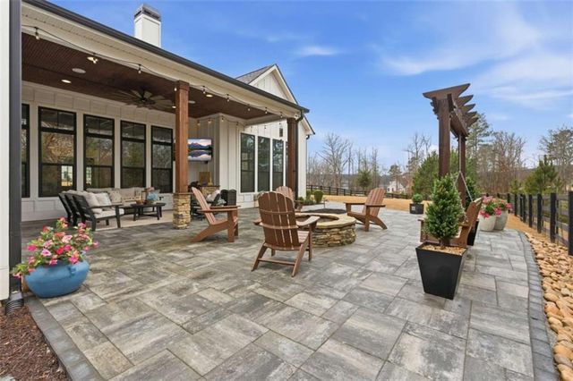 189 Waterview Circle, Newnan, GA 30263