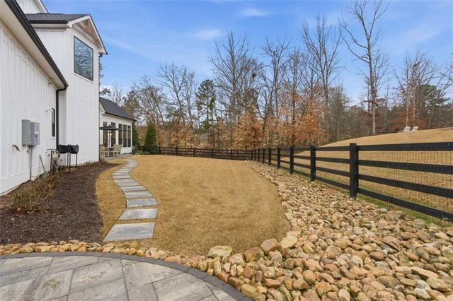 189 Waterview Circle, Newnan, GA 30263