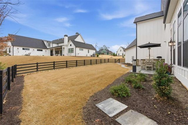 189 Waterview Circle, Newnan, GA 30263