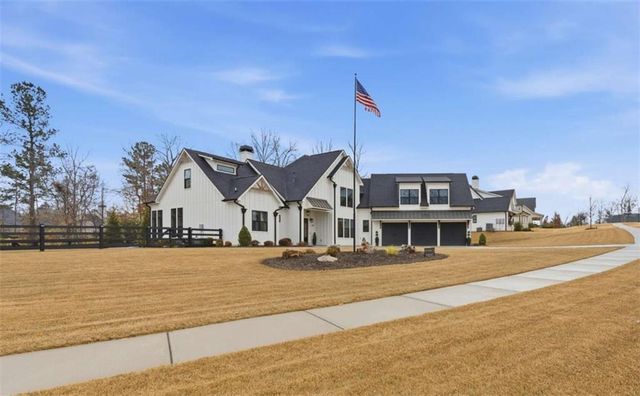 189 Waterview Circle, Newnan, GA 30263