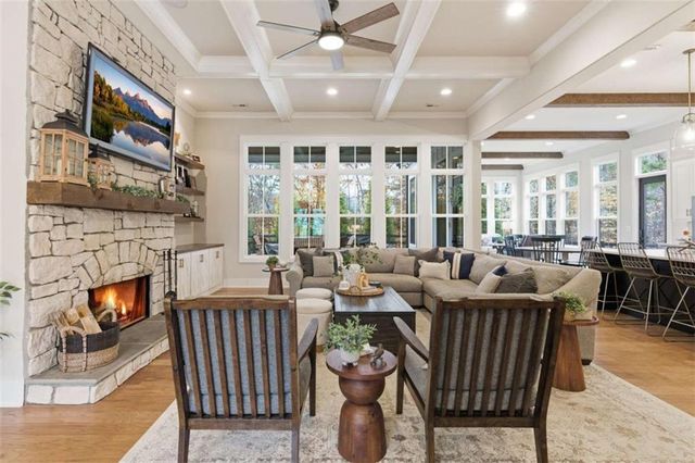 189 Waterview Circle, Newnan, GA 30263