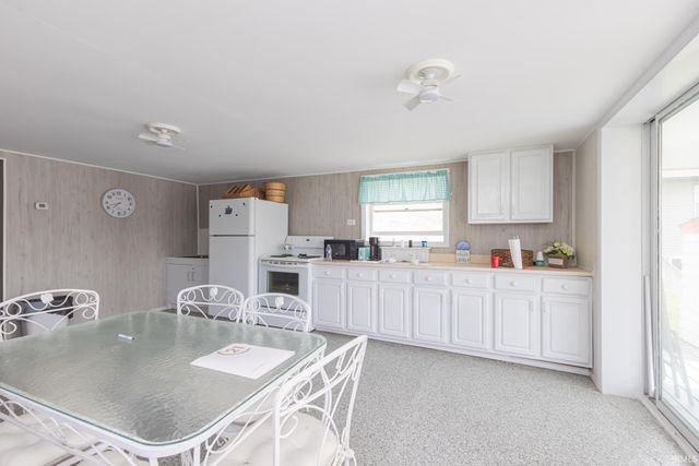 2000 LN 120 Hamilton Lake, Hamilton, IN 46742
