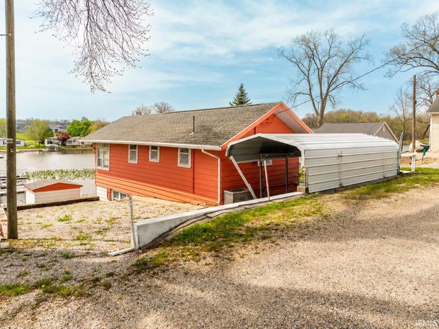2000 LN 120 Hamilton Lake, Hamilton, IN 46742
