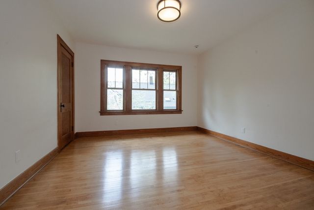 409 S 3rd Street, West Dundee, IL 60118