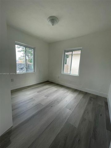 2035 NW 43rd St 2033, Miami, FL 33142