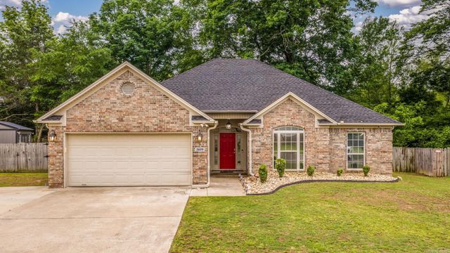 2609 Shadowcreek Drive, Bryant, AR 72022