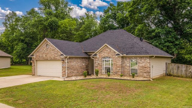2609 Shadowcreek Drive, Bryant, AR 72022