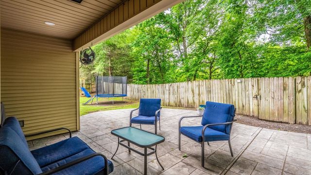 2609 Shadowcreek Drive, Bryant, AR 72022