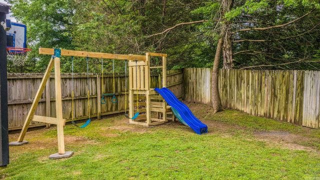 2609 Shadowcreek Drive, Bryant, AR 72022