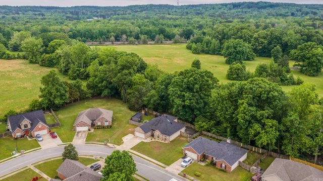 2609 Shadowcreek Drive, Bryant, AR 72022