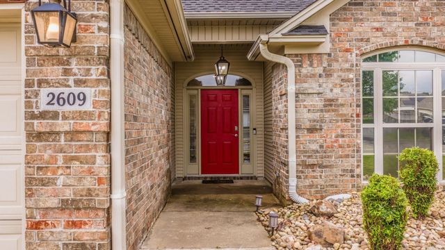 2609 Shadowcreek Drive, Bryant, AR 72022