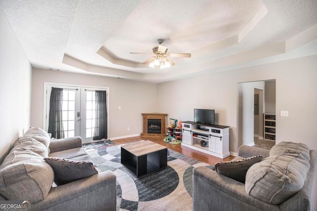 342 Peach Blossom Road, Bonaire, GA 31005